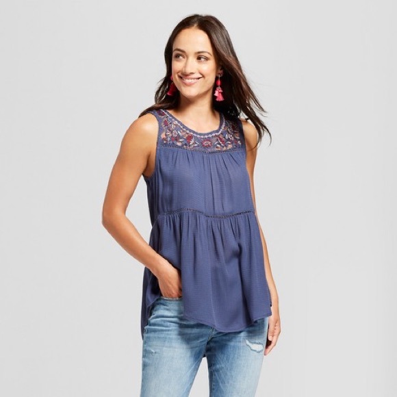 Knox Rose Tops - 🍍Knox Rose Embroidered Tie Back Tank
